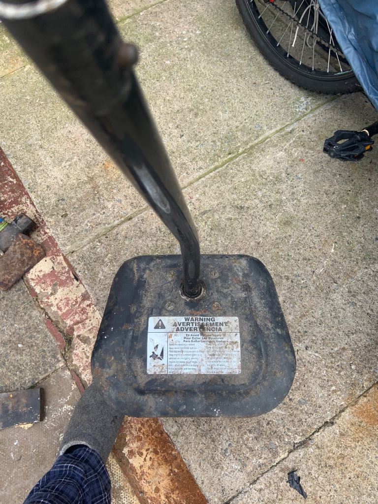 Rotavator head of a petrol rotavator 