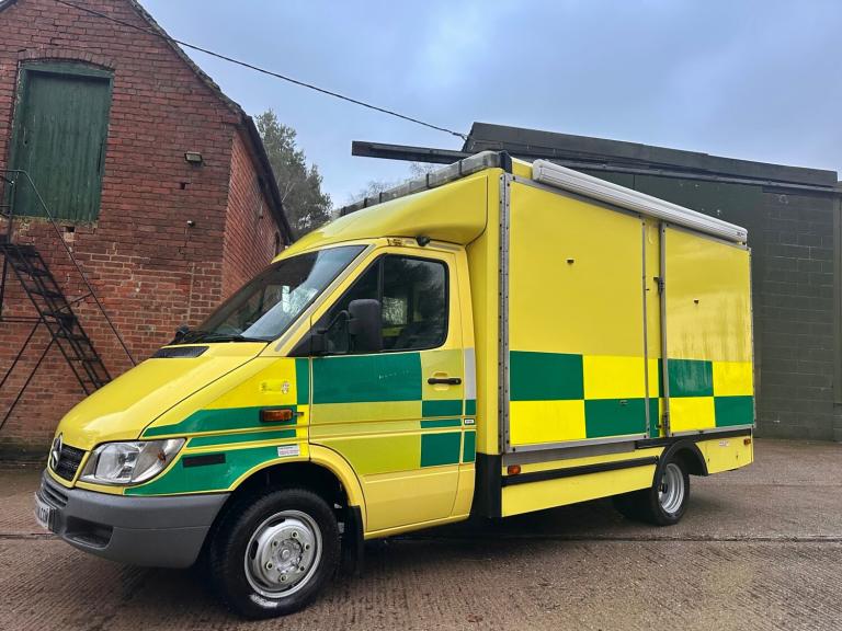 2006 Mercedes-Benz Sprinter Exhibition unit DIESEL Manual