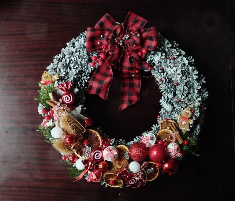 Christmas wreath for front door 