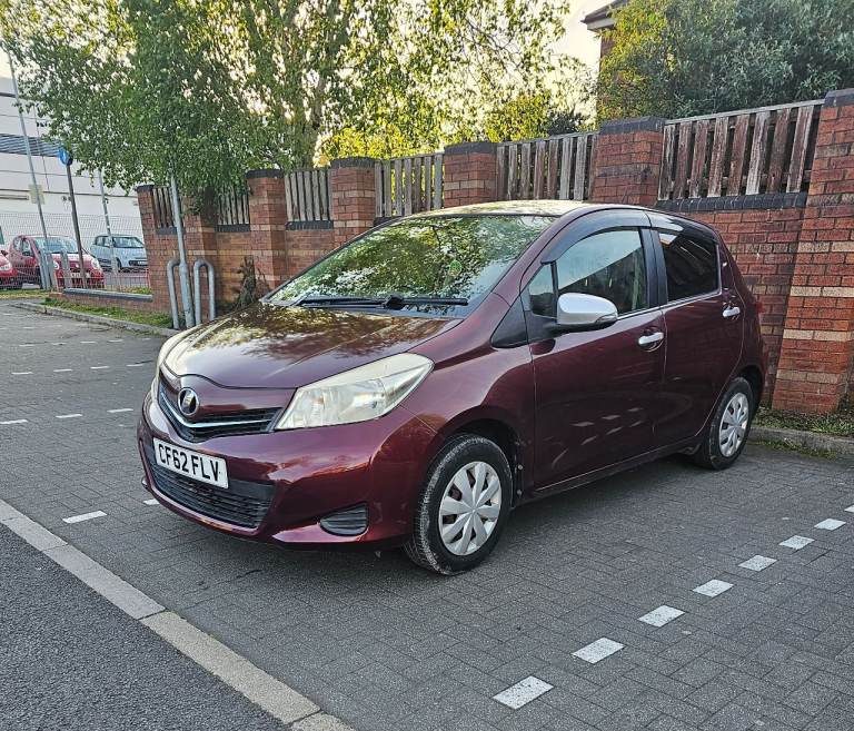 Toyota, VITZ AUTO, 2012, 990 (cc), 32325 Miles