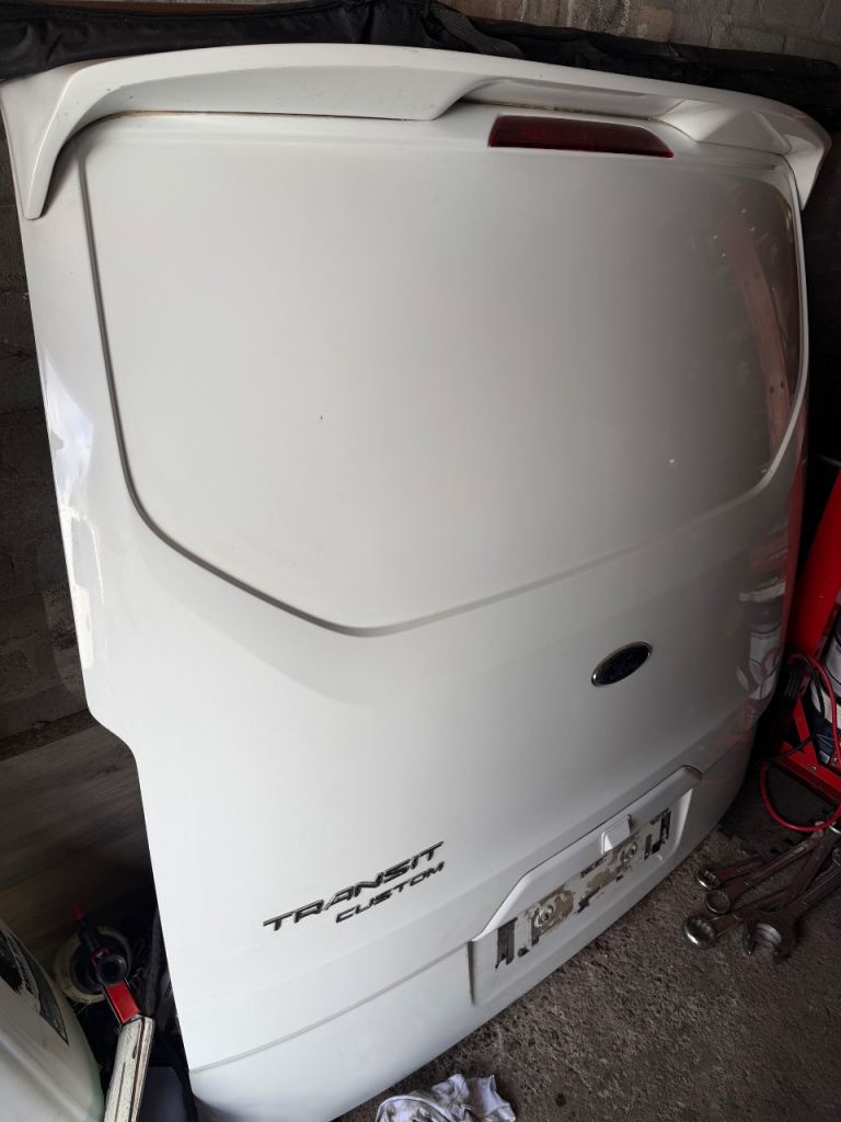 Ford transit custom tailgate