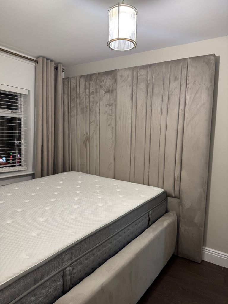 King size 85” headboard ottoman 2 days old