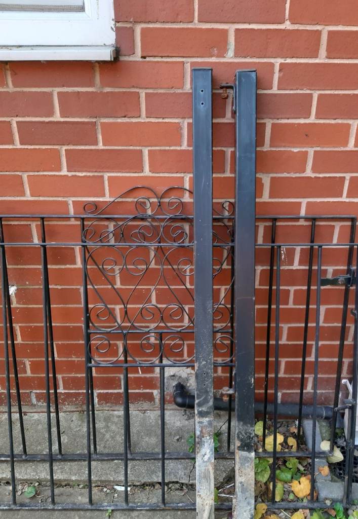 double metal gates