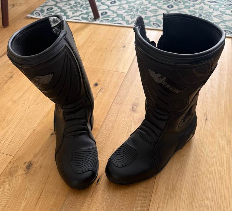 Black Merlin Armoured Motorbike Boots