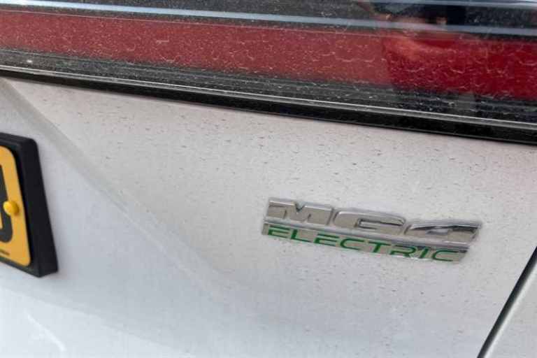 2025 MG MG4 150kW Trophy EV Long Range 64kWh 5dr Auto HATCHBACK ELECTRIC Automatic