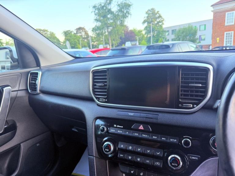 2019 Kia Sportage 1.6 CRDi EcoDynamics+ 4 DCT AWD Euro 6 (s/s) 5dr ESTATE Diesel/Electric Hybrid ...