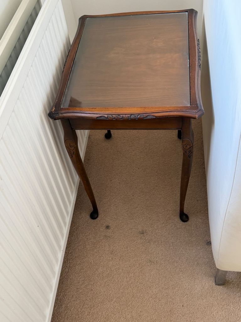 Mahogany side table 