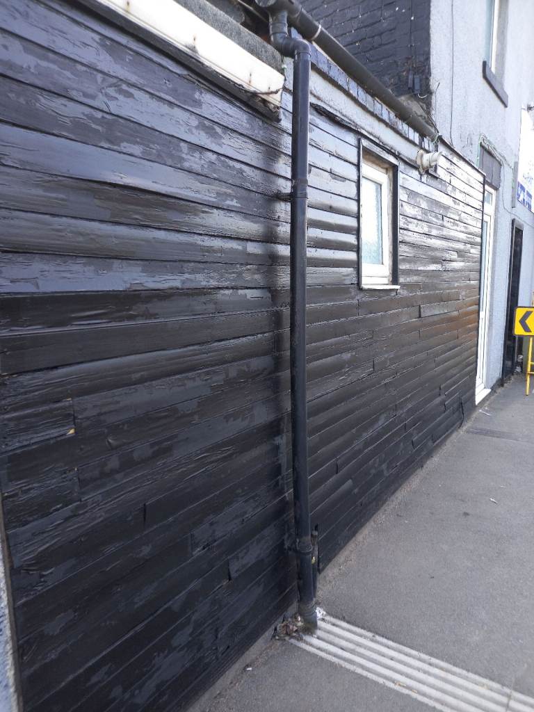 **LET BY** 2 BEDROOM TERRACED HOUSE** NORTH ROAD** ST6 2DN** DSS ACCEPTED** NO DEPOSIT**