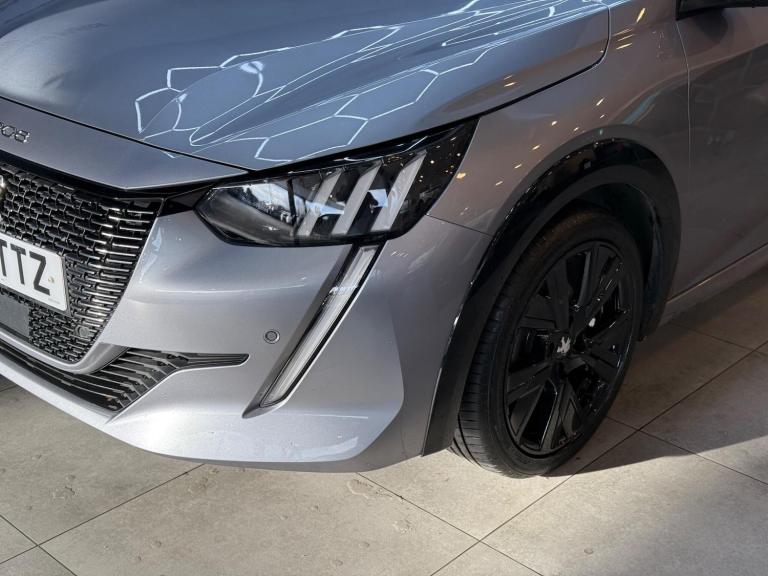 2023 Peugeot 208 1.2 PureTech 100 GT 5dr HATCHBACK PETROL Manual