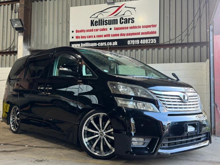  Toyota Vellfire 2.4 Automatic Premium II Twin sunroof Petrol Automatic