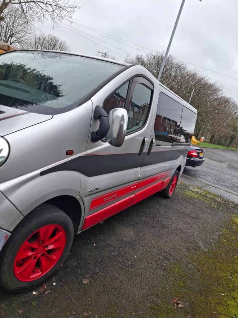 2007 lwb RENAULT TRAFFIC VAN 