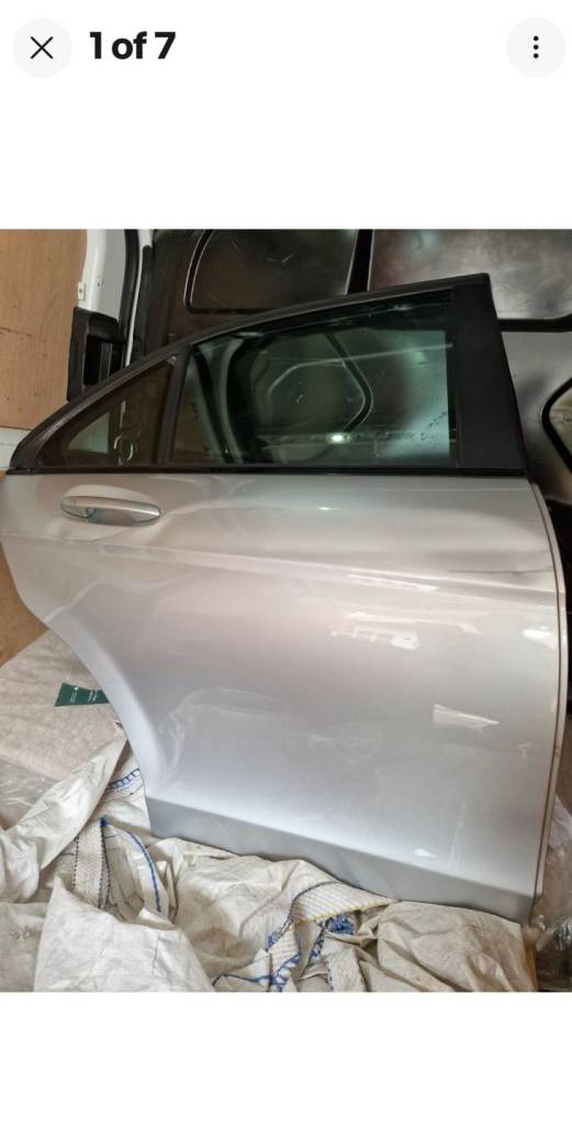 BREAKING Mercedes c saloon 07- 2014 car rear driver door only complete WITH Glass etc