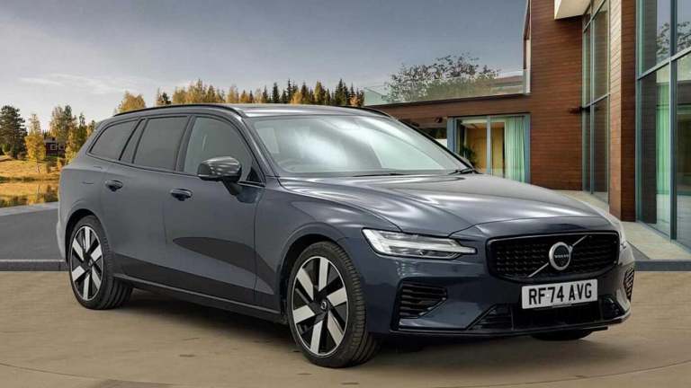 2025 Volvo V60 2.0 T8 [455] PHEV Ultra Dark 5dr AWD Auto ESTATE PETROL/ELECTRIC Automatic