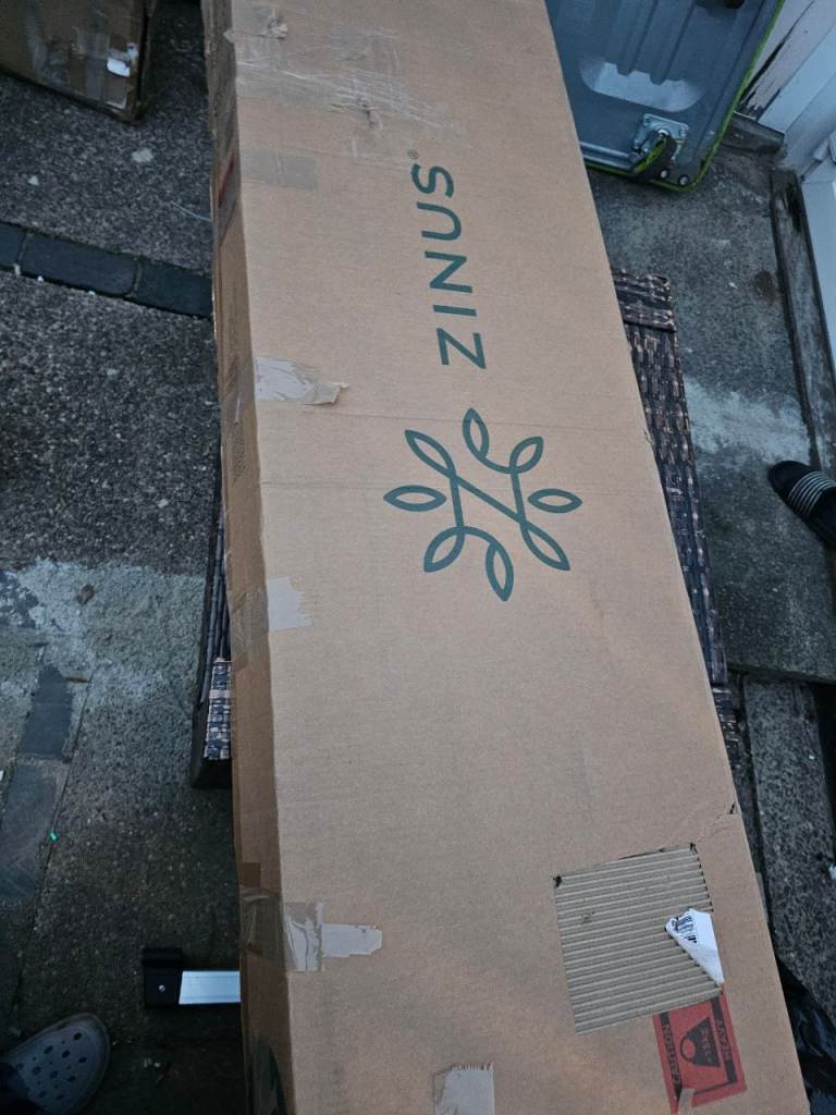 King size bed new for sale