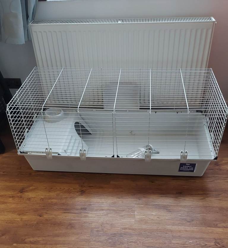 Rabbit cage  home 120 from pets at home