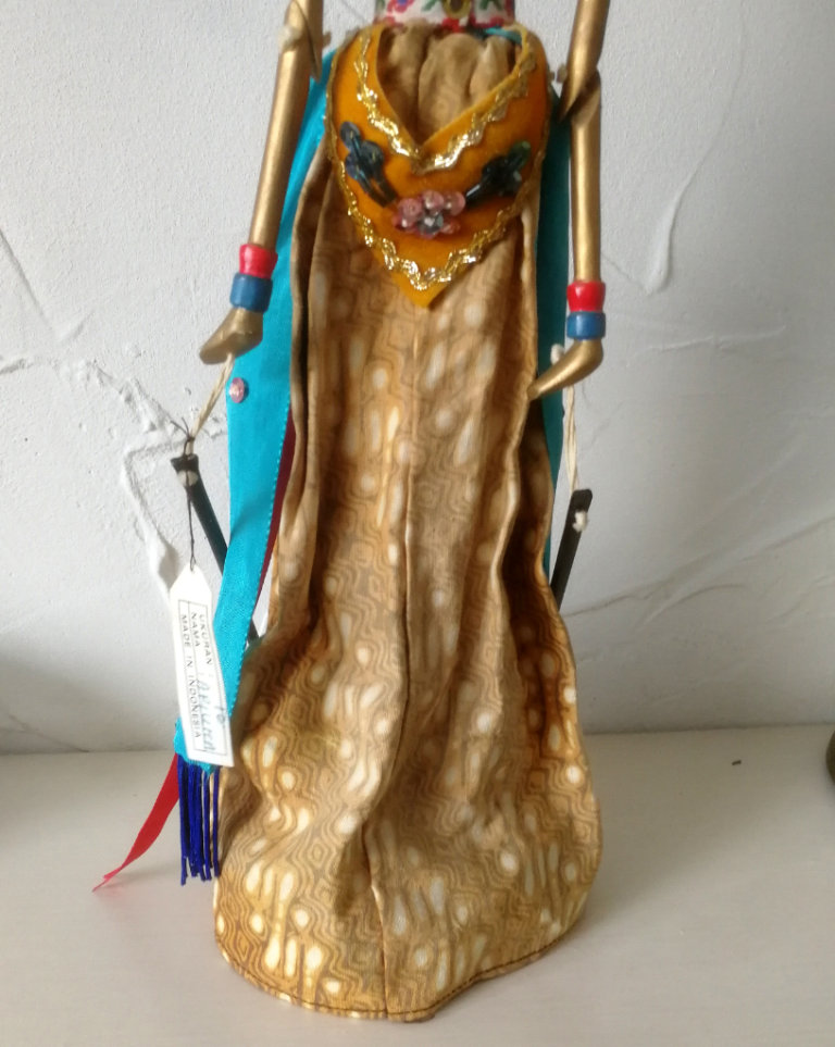 Rod Puppet Ukuran Name Arjuna Sequin Detail With Stand Made In Indonesia