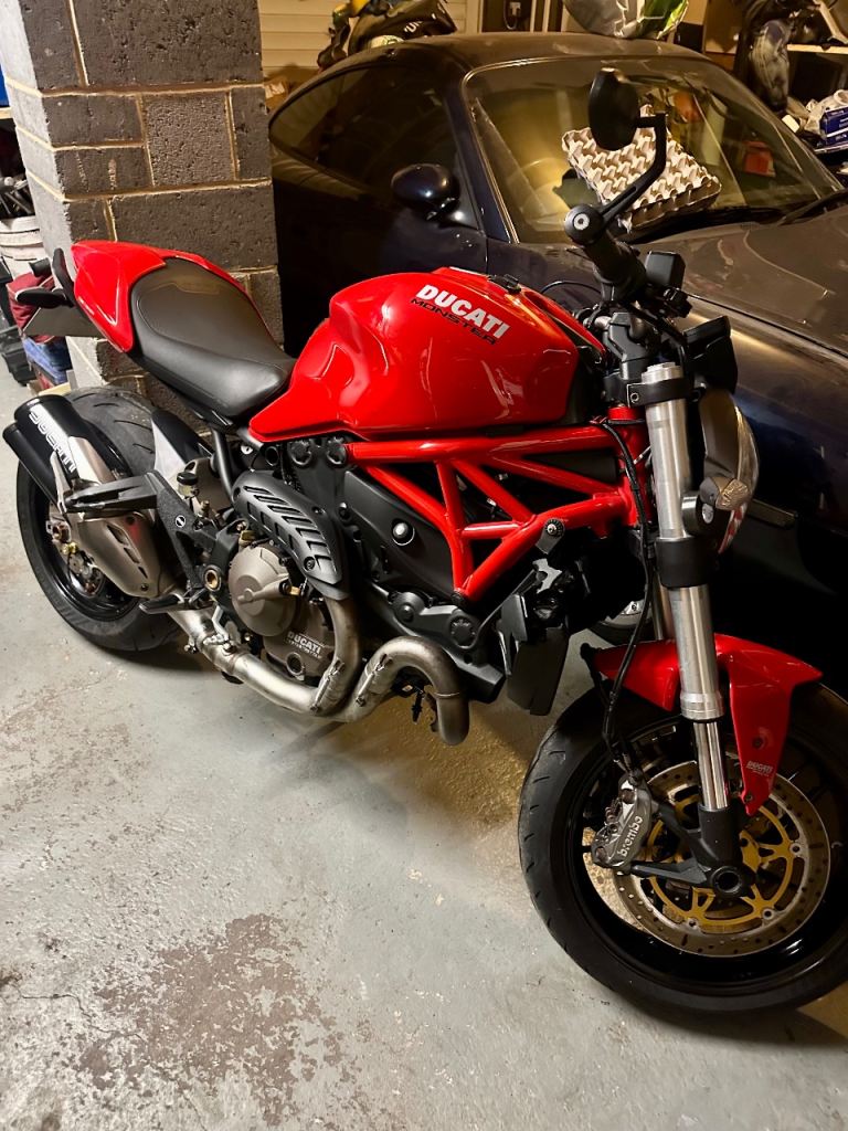 Ducati, MONSTER, 2015, 821 (cc)