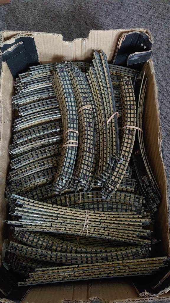 Hornby Meccano train track bundle