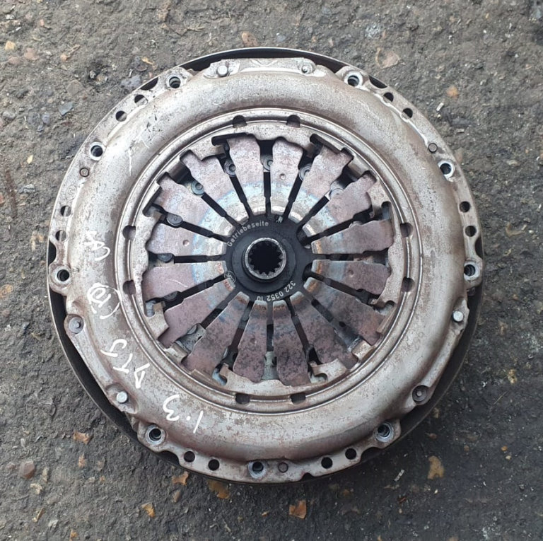 Vauxhall Corsa D 1.3 CDTI Dual Mass Flywheel And Clutch Z13DTJ 2009