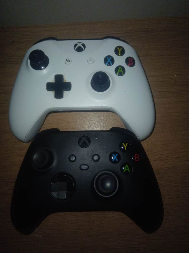 Xbox one wireless controllers