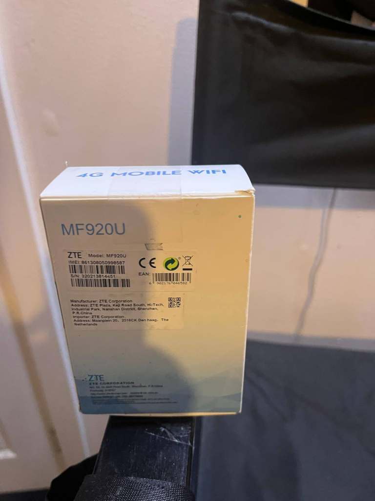 ZTE MF920U, CAT 4, 4G LTE Mobile Wi-Fi, Low Cost Portable Hotspot, Unlocked to all Networks- White