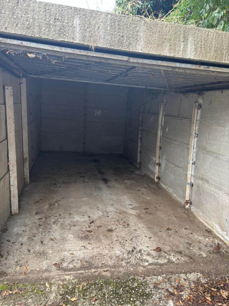 Garage for rent in Willesborough , ASHFORD