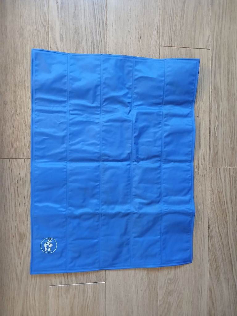 Free dog cooling mat