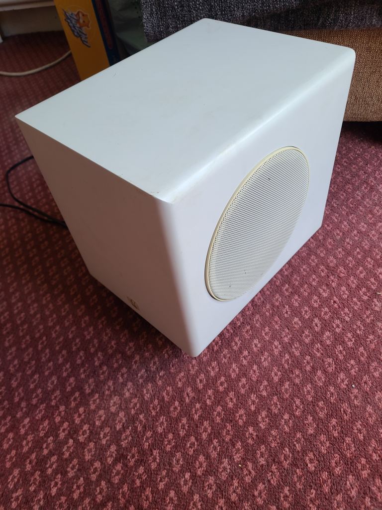 Roth powered subwoofer 