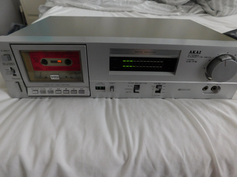 AKAI CS-F9 STEREO CASSETTE DECK - JAPAN - VINTAGE - 1981