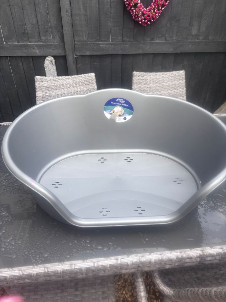 Dog bed 