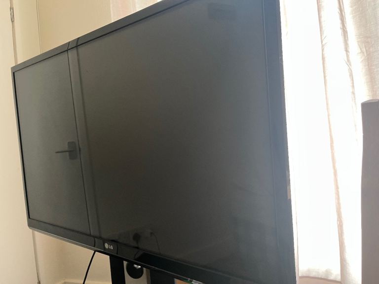LG 50PJ350 50-inch Plasma TV – Good Condition