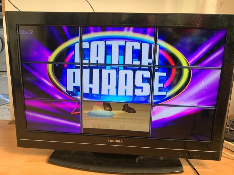 Toshiba 32BV500B Freeview 32" Inch HD Ready LCD TV Digital HDMI Television