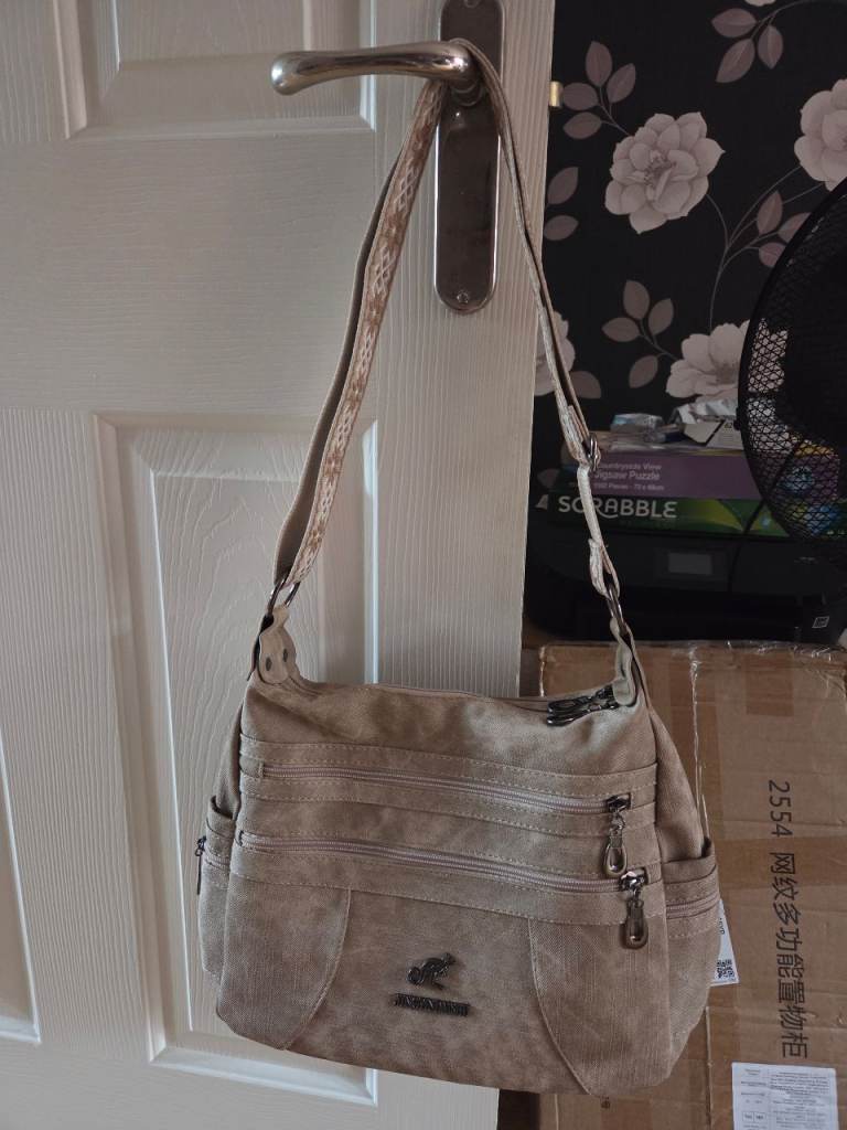 image for Canvas effect over body bag