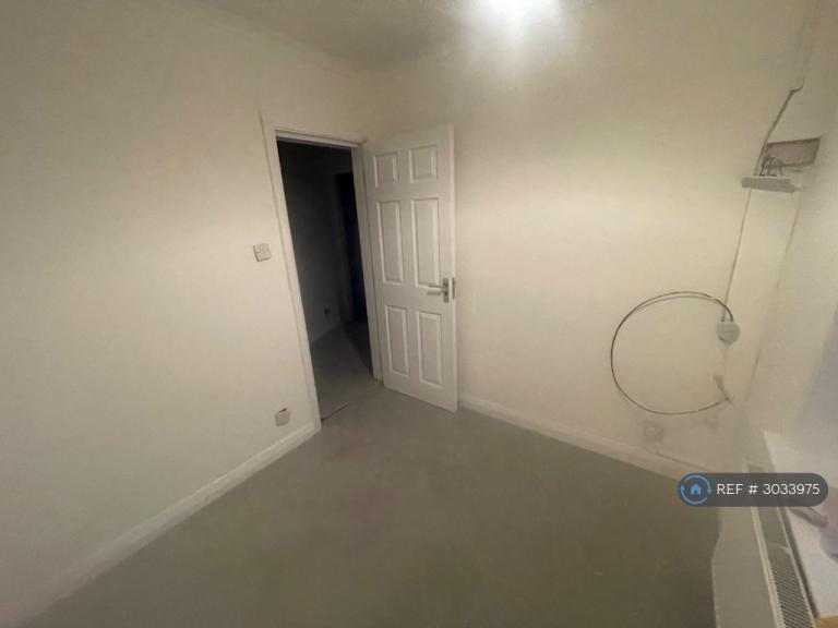 3 bedroom house in Hamilton Road, Stockton-On-Tees, TS19 (3 bed) (#3033975)