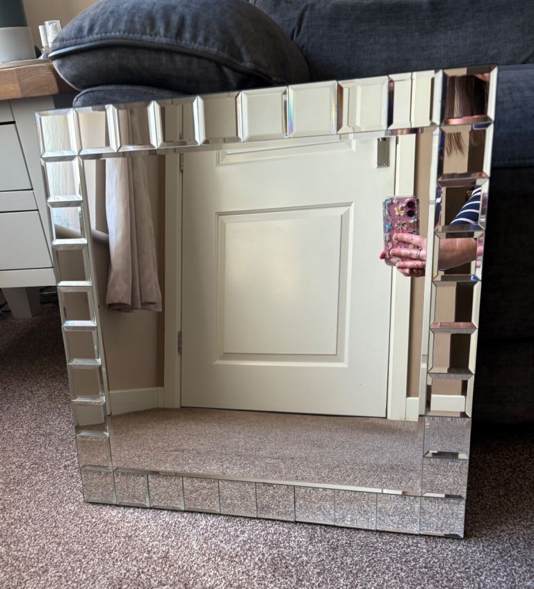 Square Mirror