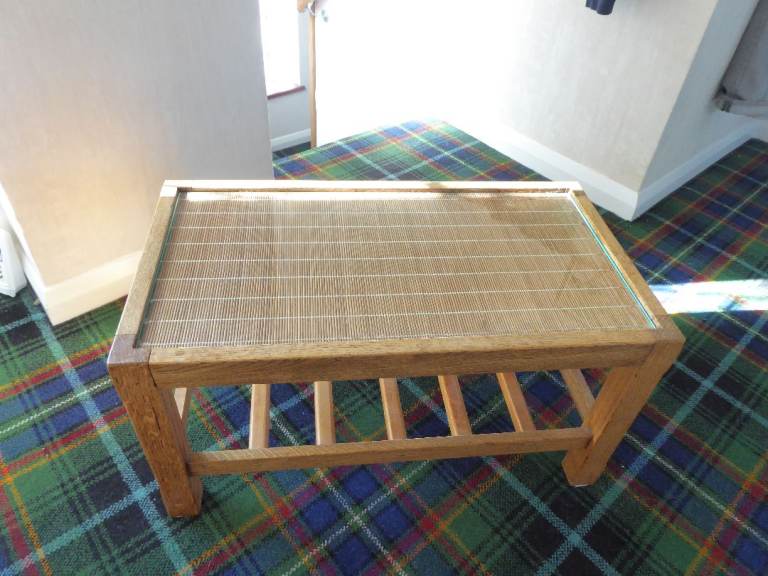  COFFEE TABLE LIGHT OAK WITH RATTAN UNDER GLASS TOP + MAGAZINE RACK GREAT CONDITION.
