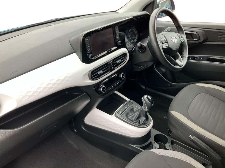 2022 Hyundai i10 1.2 MPi Premium 5dr Auto Hatchback PETROL Automatic