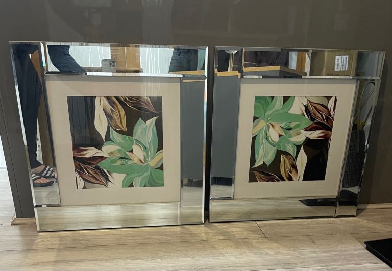 Mirrored picture frame set