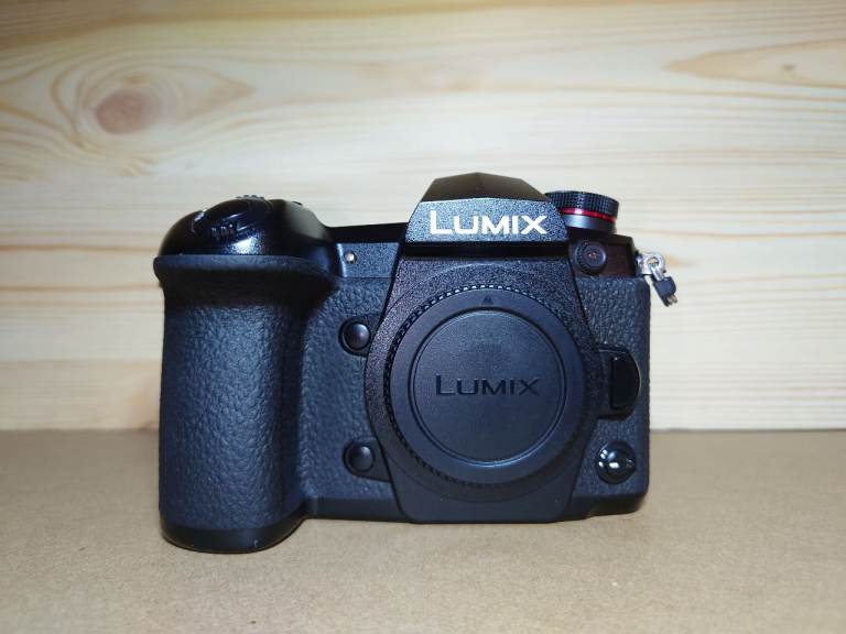Panasonic G9 Camera Body with activated V-Log L and Waveform upgrade