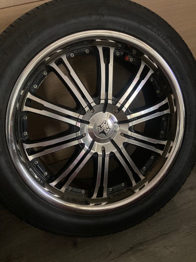 £395 Bargain 20 inch Wheels with 4 new matching Roadian hp 275/45r20