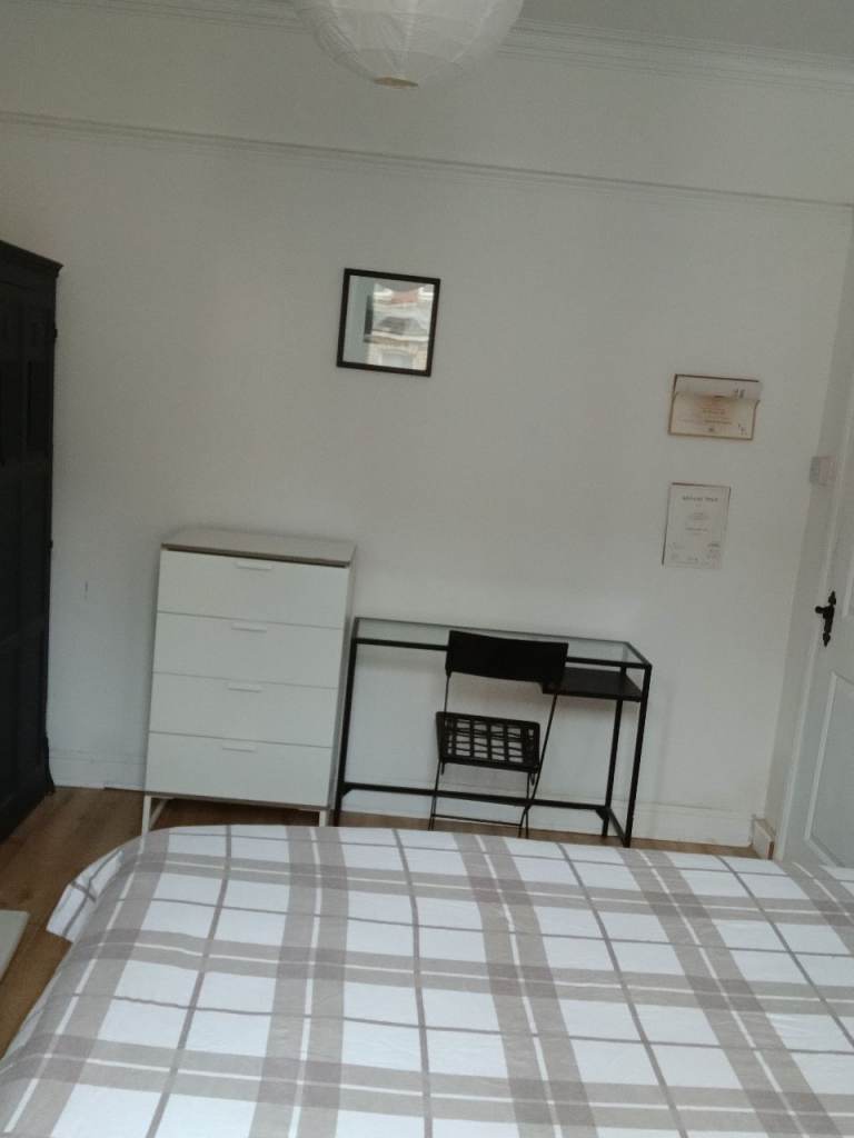 Room to rent