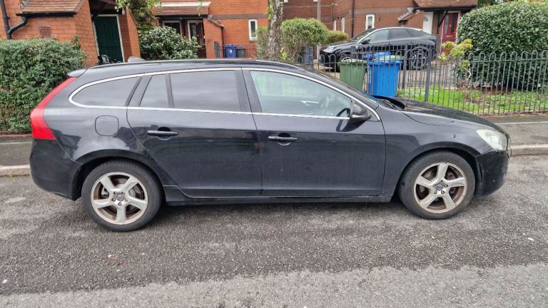 Volvo, V60, Estate, 2012, Manual, 1560 (cc), 5 doors