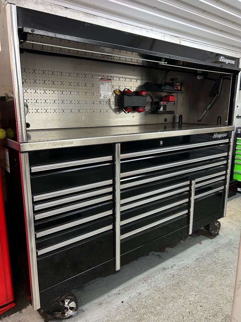 Snap on epiq tool box 