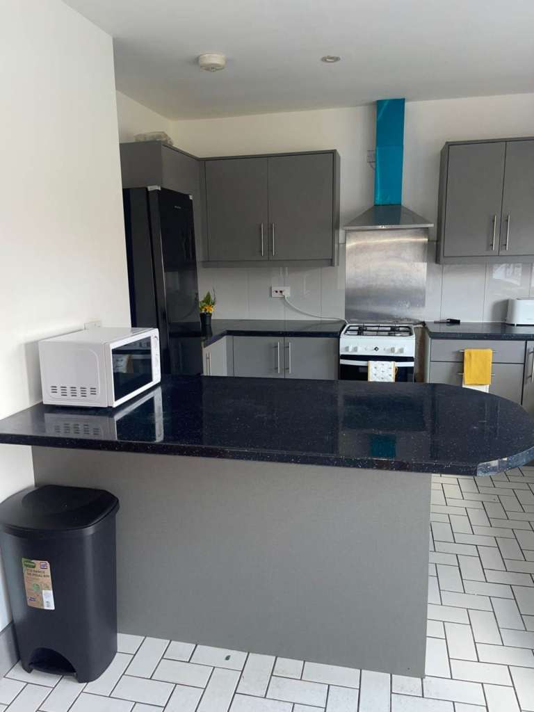 1 bedroom in Springwell Road, Hounslow