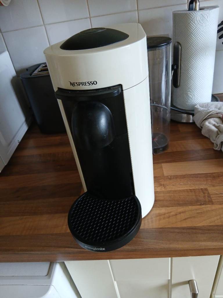 Nespresso M600 Vertuo
