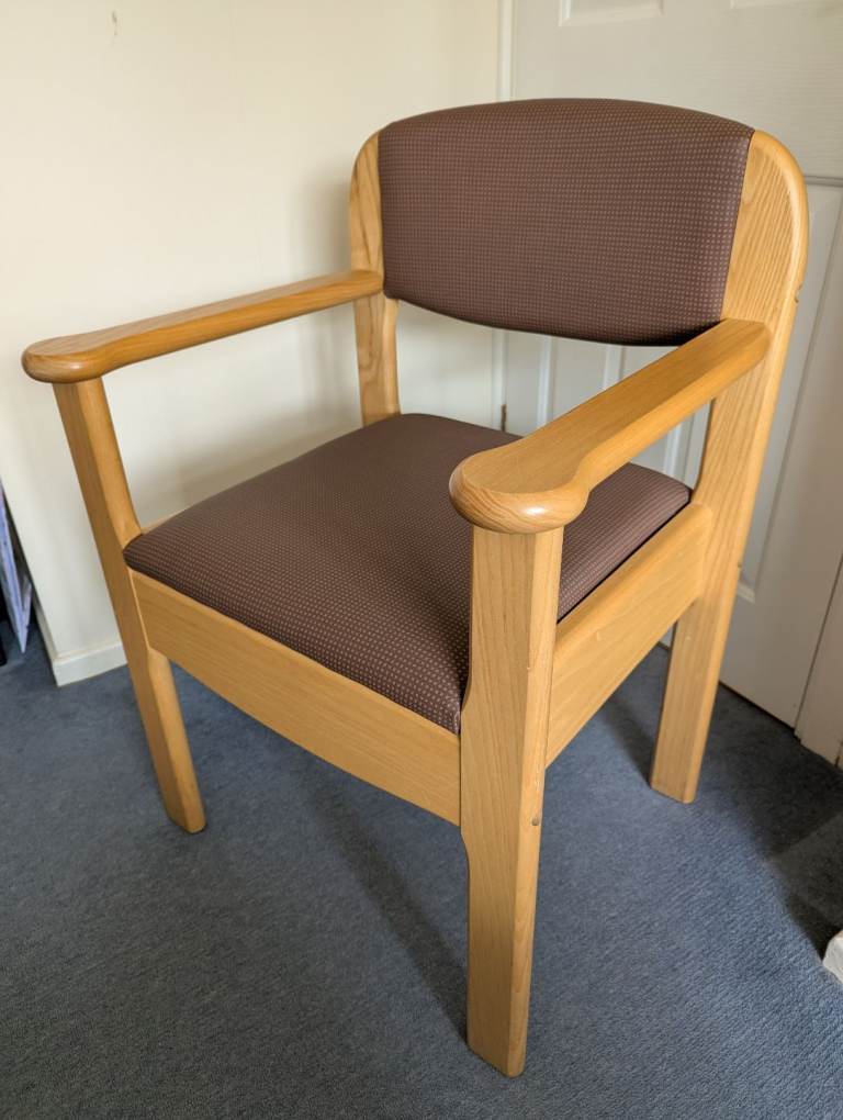 Commode Chair