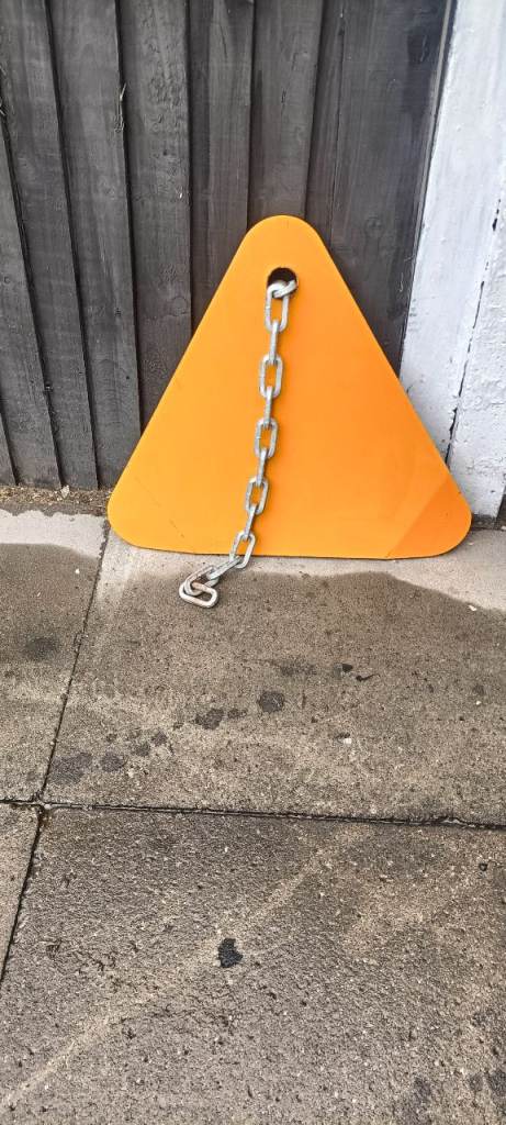 Wheel clamp
