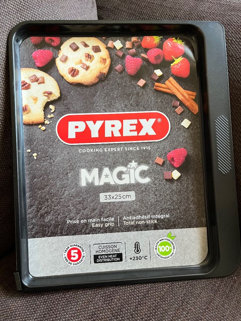 Pyrex Baking Tray