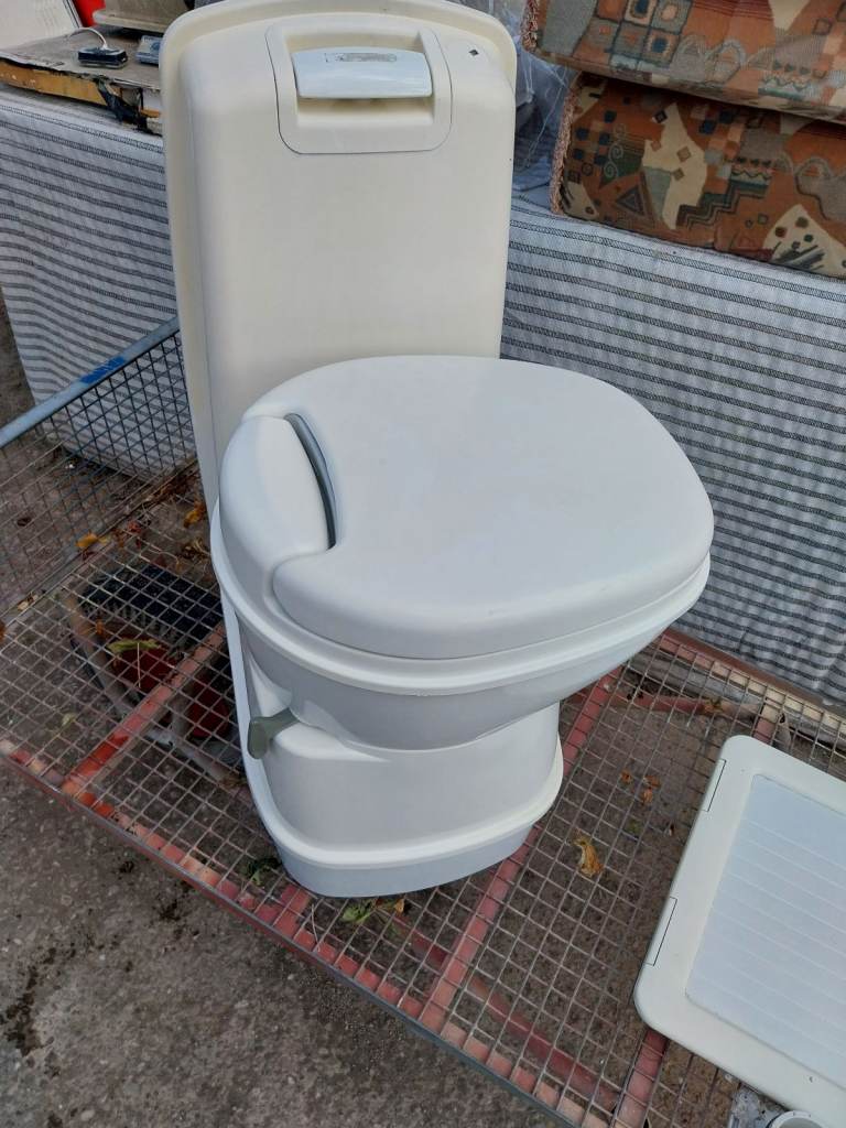 Thetford caravan cassette toilet 