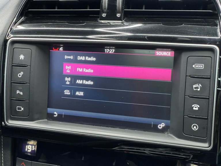 2016 Jaguar F-Pace 3.0d V6 S 5dr Auto AWD ESTATE DIESEL Automatic